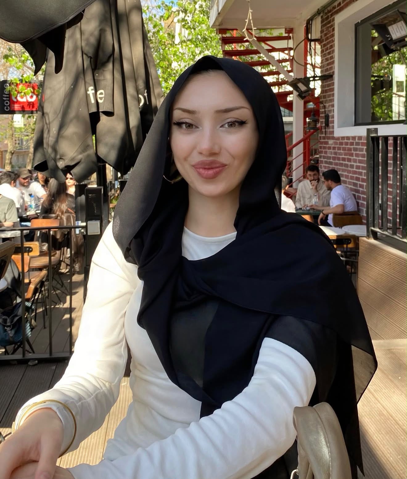 Ula Güzel Bakımlı Kadın Bayan Escort Hicran